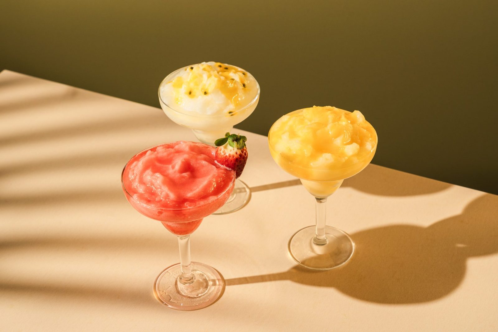 Cocktails at Arties Bar